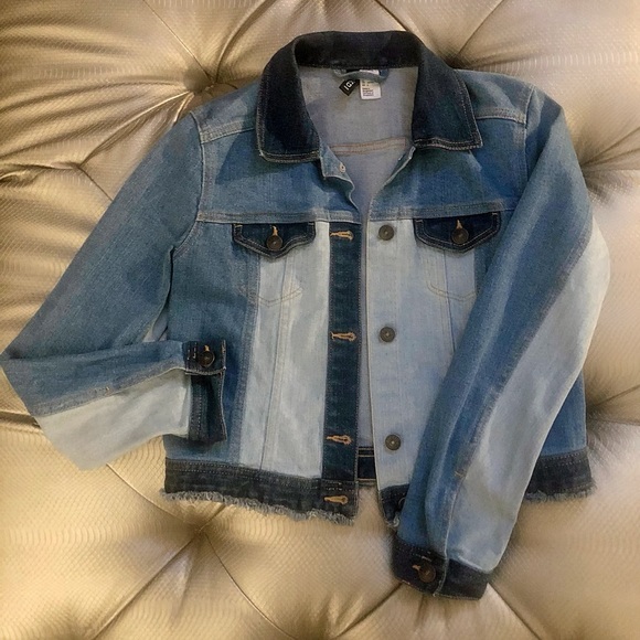 H&M patch jean jacket - Picture 4 of 6
